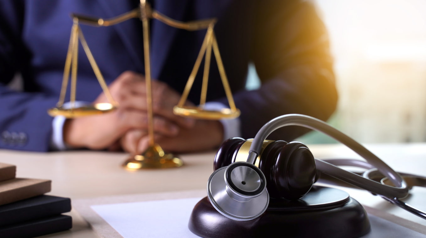 Understanding Medical Malpractice Laws & Insurance Regulations In Dubai ...